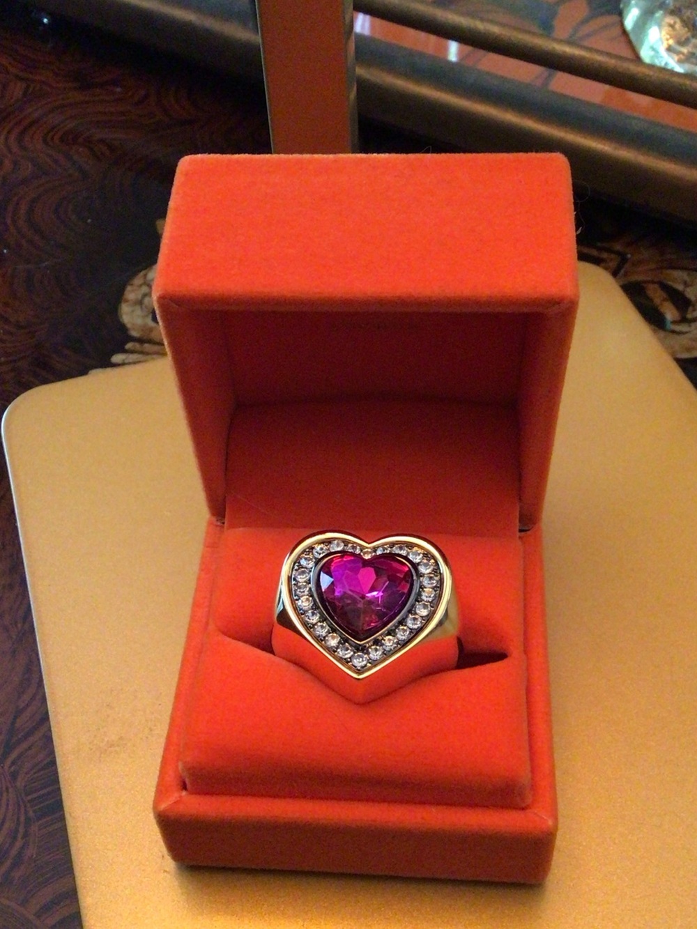NWOT Kurt Geiger Heart Pink Crystal Ring Clear Accent Stones London Fuchsia